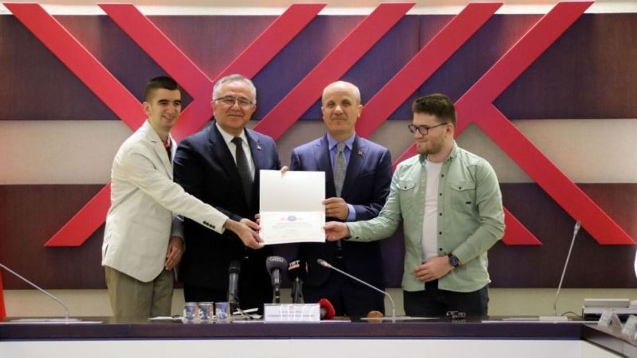 YÖK'ten “Engelsiz Üniversite”lere “Bayrak ve Nişan” Ödülü