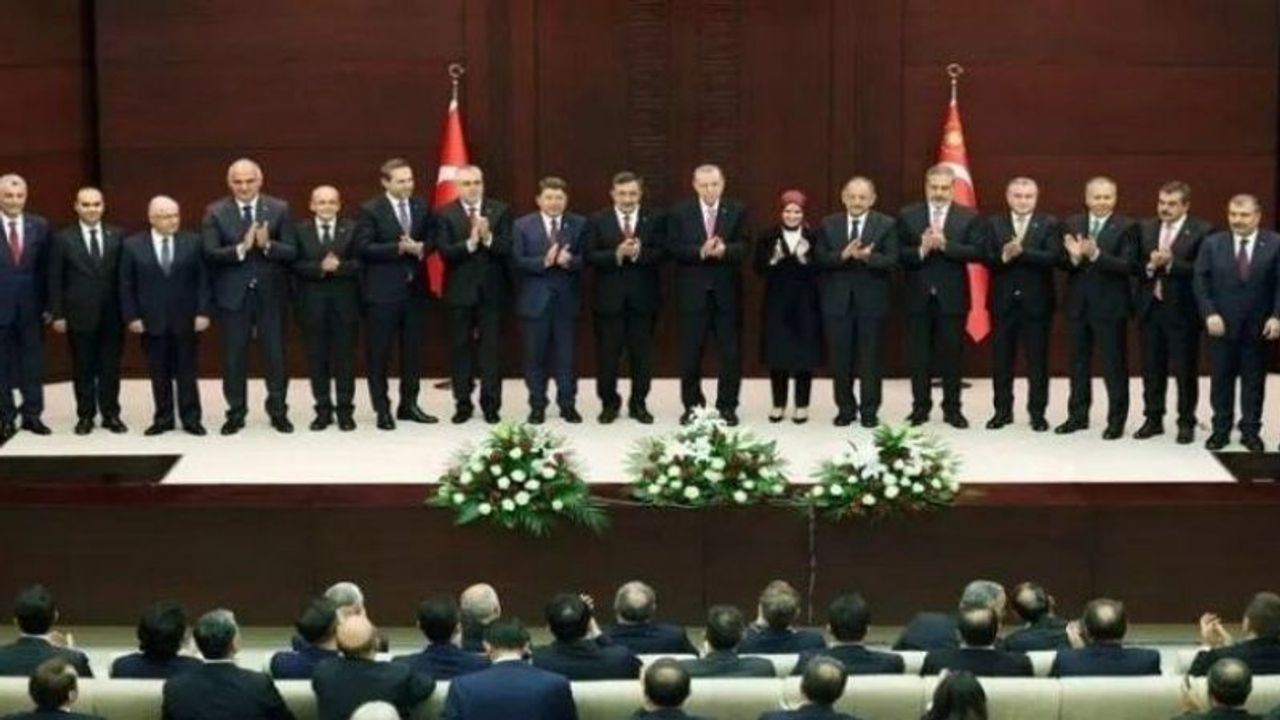 Yeni Kabine, ilk toplantısını bugün yapacak! Masada 2 önemli konu başlığı var