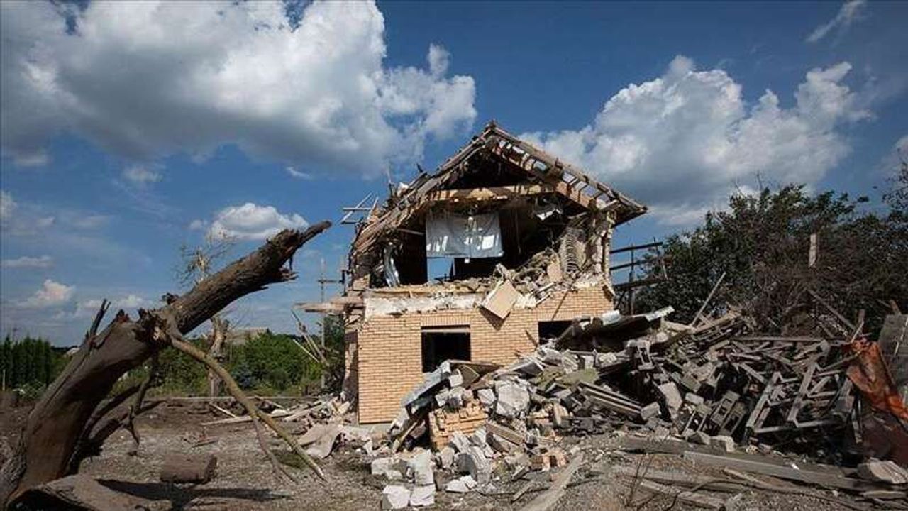 Rusya, Kiev'e Balistik Füze Saldırısı Düzenledi
