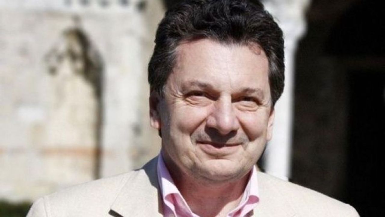 Vedat Milor Kimdir? Vedat Milor'un Gaziantep Listesinde Nereler Var?