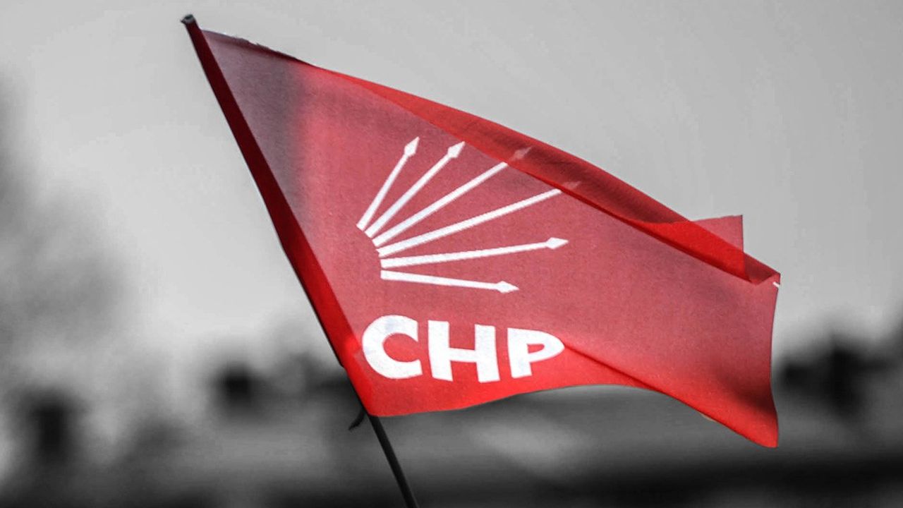 CHP’nin İzmir adayı belli oldu, Eski vekil “Özgür Özel’in kesin kararı” diyerek açıkladı
