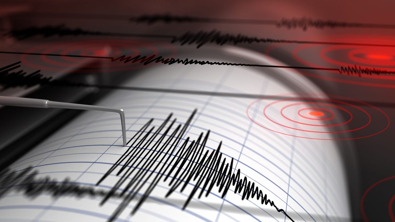 Marmara beşik gibi sallandı, bir deprem daha: Peş peşe depremler korkuttu