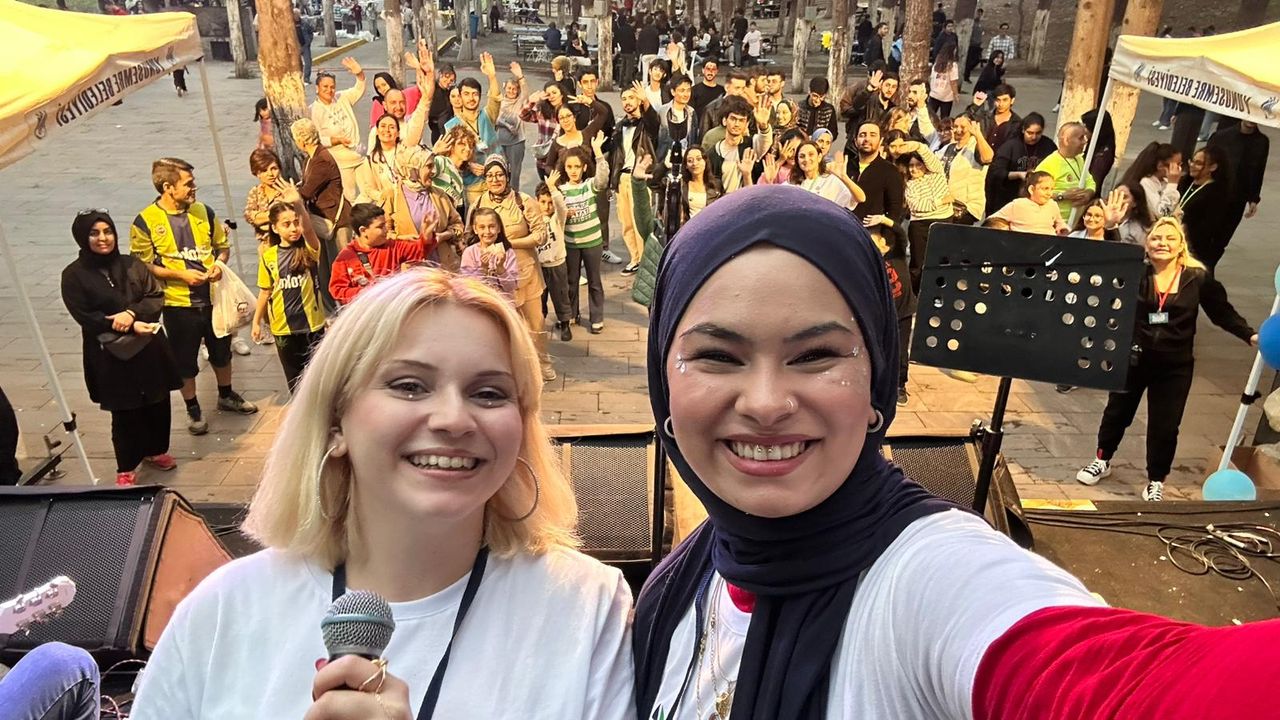 Gönüllülük Ruhu Manisa’da Yükseldi
