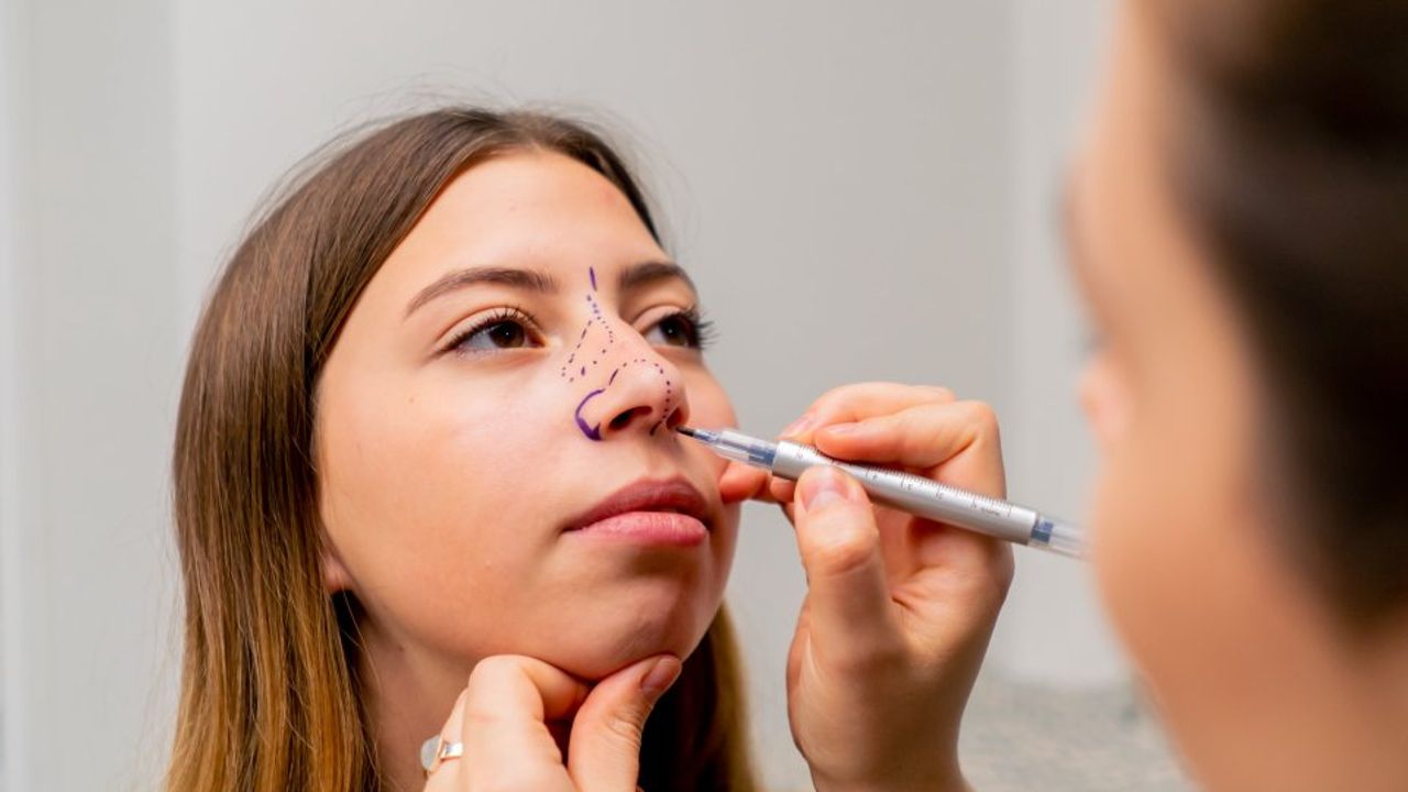 Burun Estetiği Sadece Güzellik Değil, Sağlıklı Nefes Demek