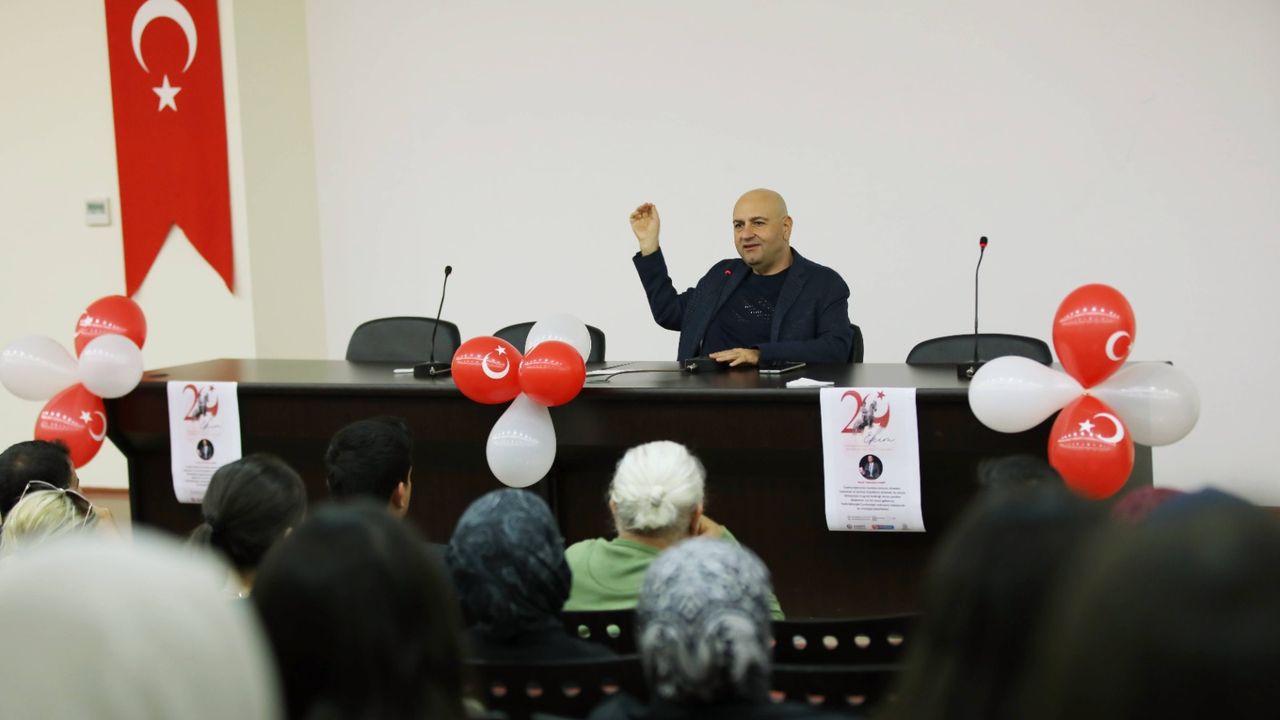 GAÜN’de Cumhuriyet Ruhu Konuşuldu