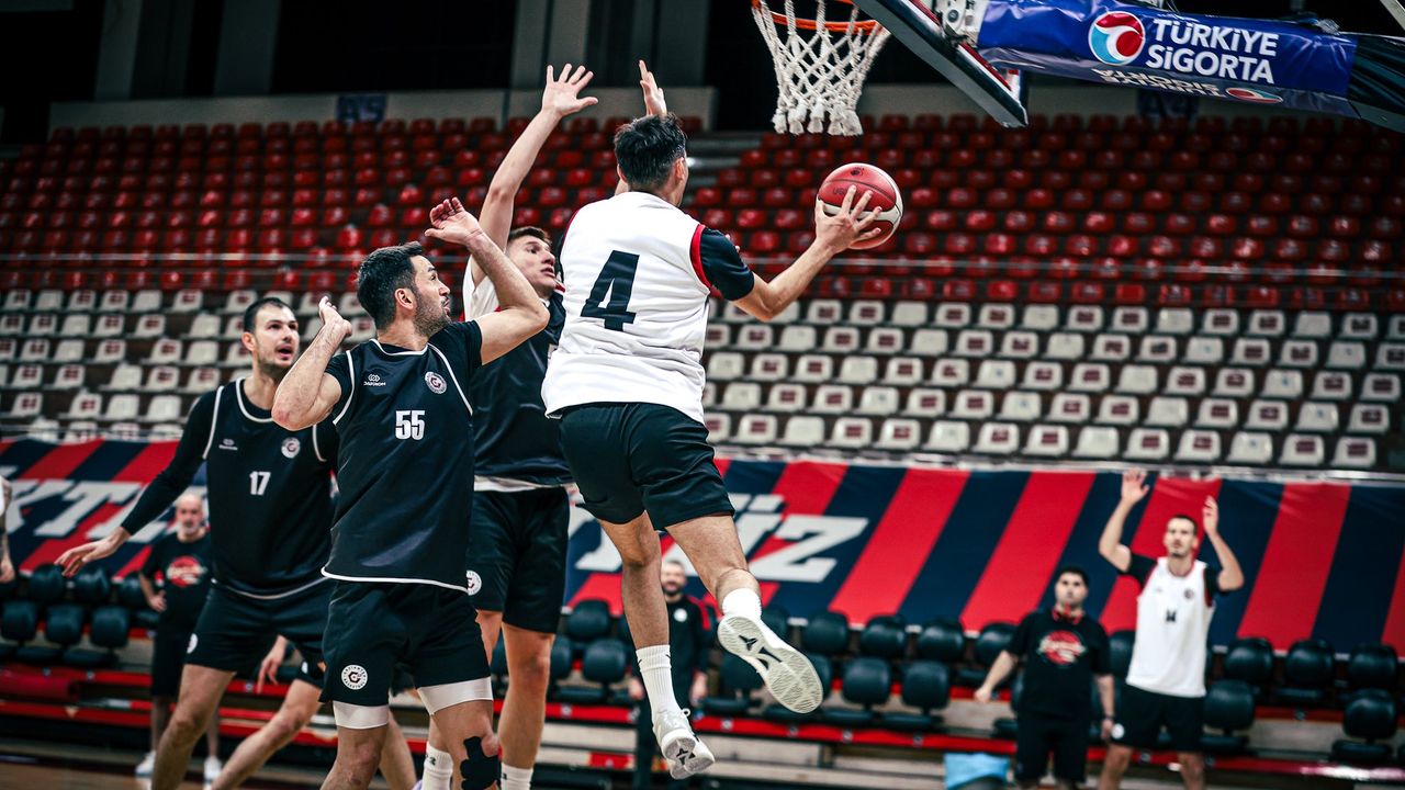 Gaziantep Basketbol Durmuyor