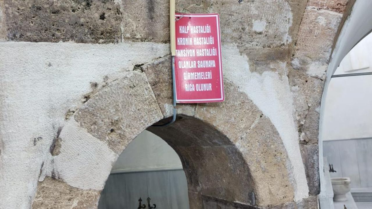 Tarihi Hamamda Feci Olay