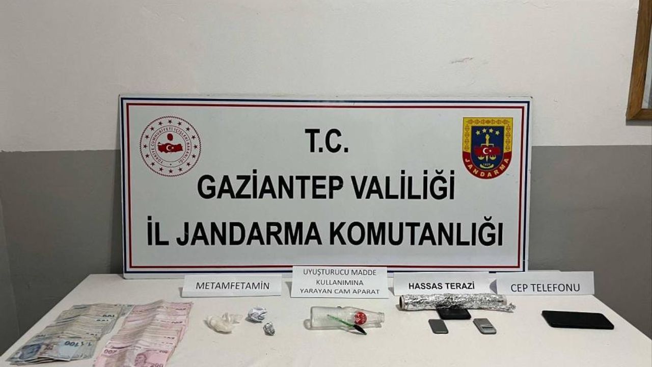 Gaziantep’te Jandarmadan Zehirli Madde Darbesi