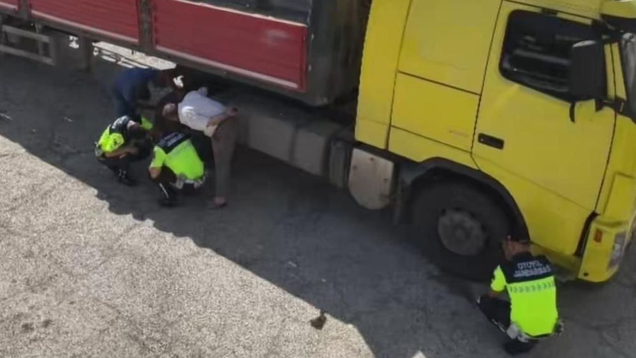 Gaziantep otoyolunda 25 sürücüye ceza