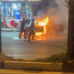 Gaziantep’te park halindeki otomobil alev aldı