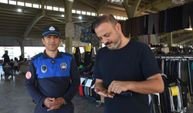 Harçlıklarıyla aldığı takılara yeniden kavuştu