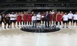 Gaziantep Basketbol sezonun ilk kupasını aldı