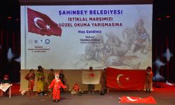 Şahinbey’li Öğrenciler İstiklal Marşını En Güzel Okumak İçin Yarıştı