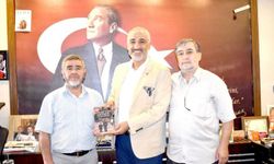 Yazar Mehmet Konuk ve İş İnsanı Kasım İlgi ’den Başkan Kızılaslan’a ziyaret