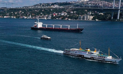 İstanbul Boğazı'nda gemi trafiği çift yönlü durduruldu! İşte sebebi...