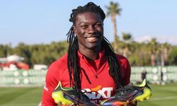 Bafetimbi Gomis, Kawasaki Frontale takımına transfer oldu
