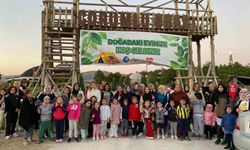 Anne-çocuk kampı renkli görüntüler