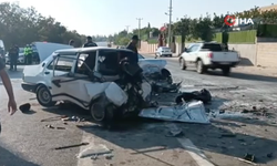 Gaziantep'te iki otomobil kafa kafaya çarpıştı: 1 ölü 5 yaralı