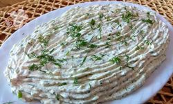 Hem ana yemek hem de meze: İşte, mezelerin kralı Haydari tarifi…
