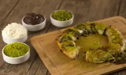 10 dakikada hazır! Çikolata tutkunlarının bayılacağı katmer tarifi