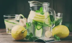 Sadece Sağlığınızın Değil Ruhunuzunda Şifası! Limonlu Suyun Ruhunuza İyi Gelen Bilinmeyen Mucizevi Faydaları..