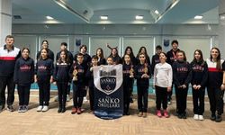 SANKO Okulları'ndan Yüzme Başarısı!