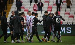  Sivasspor - Gaziantep FK Maçı Sonrası Gerginlik Yaşandı!