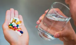 Ketamin Nedir?  Modern Tıbbın Çok Amaçlı Savaşçısı! Anestezi'den Depresyona...