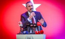 Abdulhamit Gül’den 28 Şubat tepkisi, Bin yıl dediler, 10 yıl bile sürmedi…