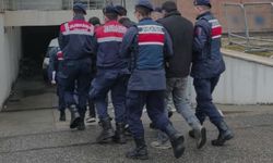 Gaziantep'te Kaçakçılık Operasyonu! 7 Şüpheli Gözaltına Alındı…Aramalarda Resmen Kaçak Ürün Fışkırdı