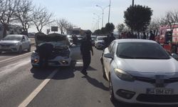 Feci Kazada 5 Araç Birbirine Girdi! Çok Sayıda Yaralı Var…