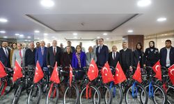 Büyükşehir Bin 100 Personele Bisiklet Dağıttı