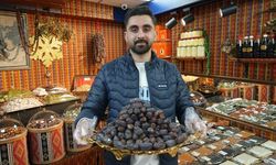 Gaziantep'te Ramazan Öncesi Hurmalar Tezgaha İndi
