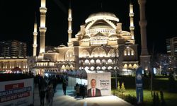 Gaziantep’te Vatandaşlar Ramazanda Millet Cami’ne Akın Etti