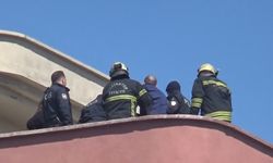 Gaziantep’te Hareketli Saatler… Ağır Hasarlı Binada İntihar Etmek İsteyen Şahsı Ekipler Kurtardı