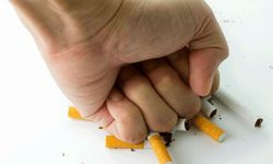 Dikkat! Sigara Ağız Kanserine Neden Oluyor!