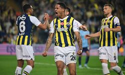 FENERBAHÇE ZİRVEDE. Fenerbahçe 4-2 Adana Demirspor