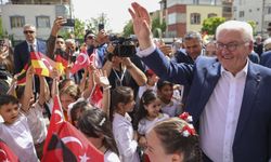 Almanya Cumhurbaşkanı Steinmeier, Gaziantep'te Okul Ziyaretinde Bulundu