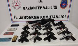 Gaziantep'te Silah Kaçakçılarına Operasyon! Resmen Cephanelik Ele Geçirildi