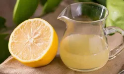 Aç Karnına Limonlu Su İçmek Ne İşe Yarar?
