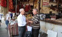 Tahmazoğlu'ndan esnaf ve vatandaşlara ziyaret