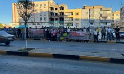 Furkan Apartmanı önünde protesto