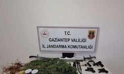 Gaziantep'te adete cephanelik ele geçirildi