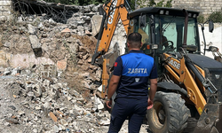 Gaziantep'te metruk binalar yıkılıyor