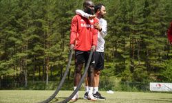 Selçuk İnan'dan Bolu kampında futbolculara yakın ilgi!