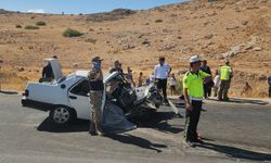 Gaziantep yolunda beton mikseri otomobili biçti