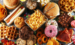 İşlenmiş Gıdalar ve Yanık Etler Kanser Riskini Artırıyor