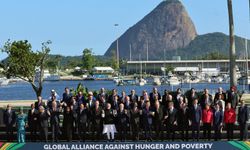 G20 liderleri aile fotoğrafı çekildi