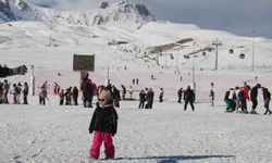 Erciyes Kayak Merkezinde Tatil Yoğunluğu