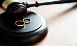 Maaşını Eve Harcamayan Koca Yandı